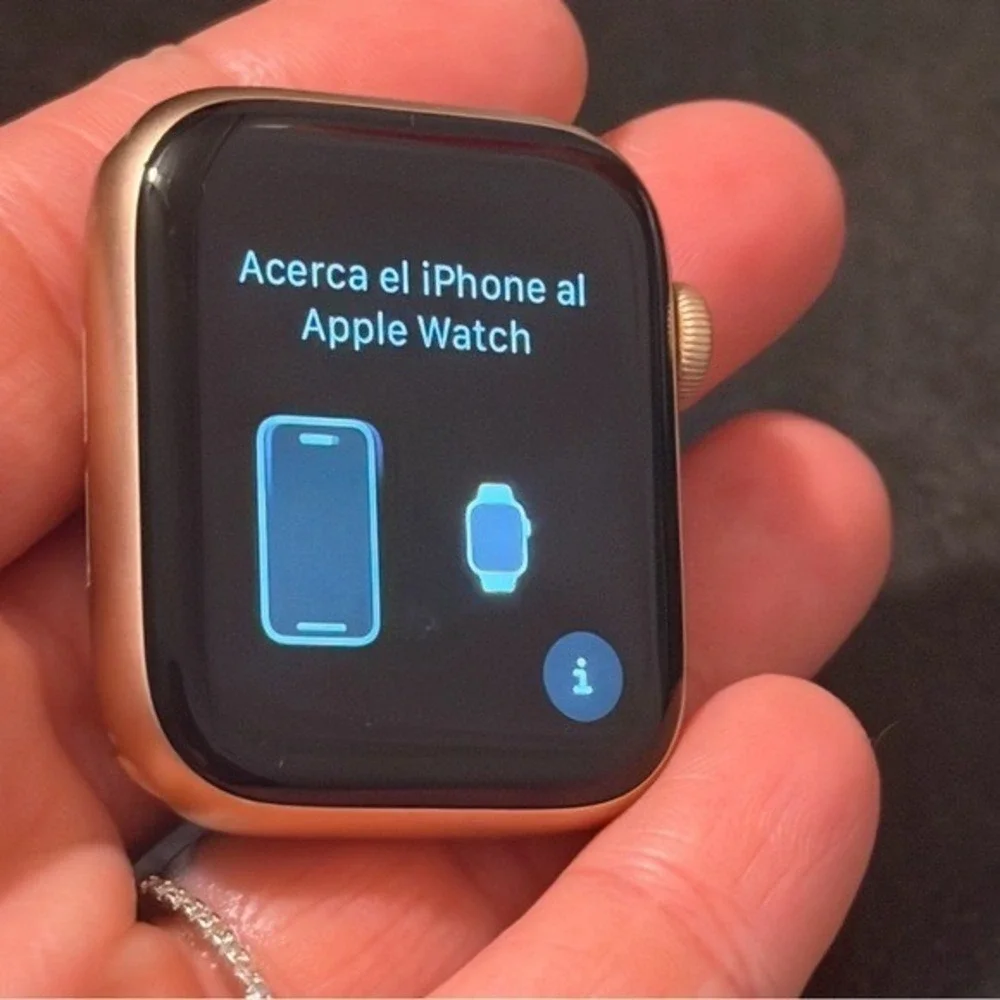 Apple Watch Series 4 Rose Gold 44mm Pink Unlinked Unlocked Women's Men's Unisex